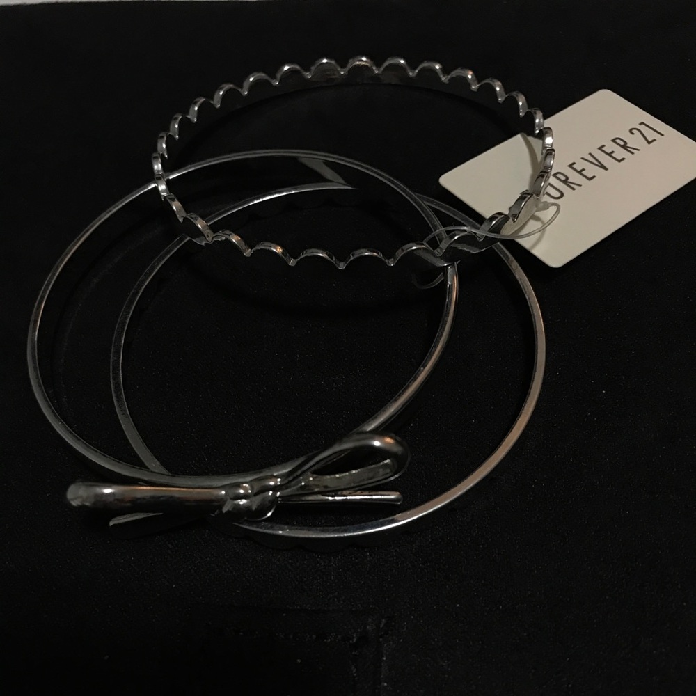 Forever 21 bracelet